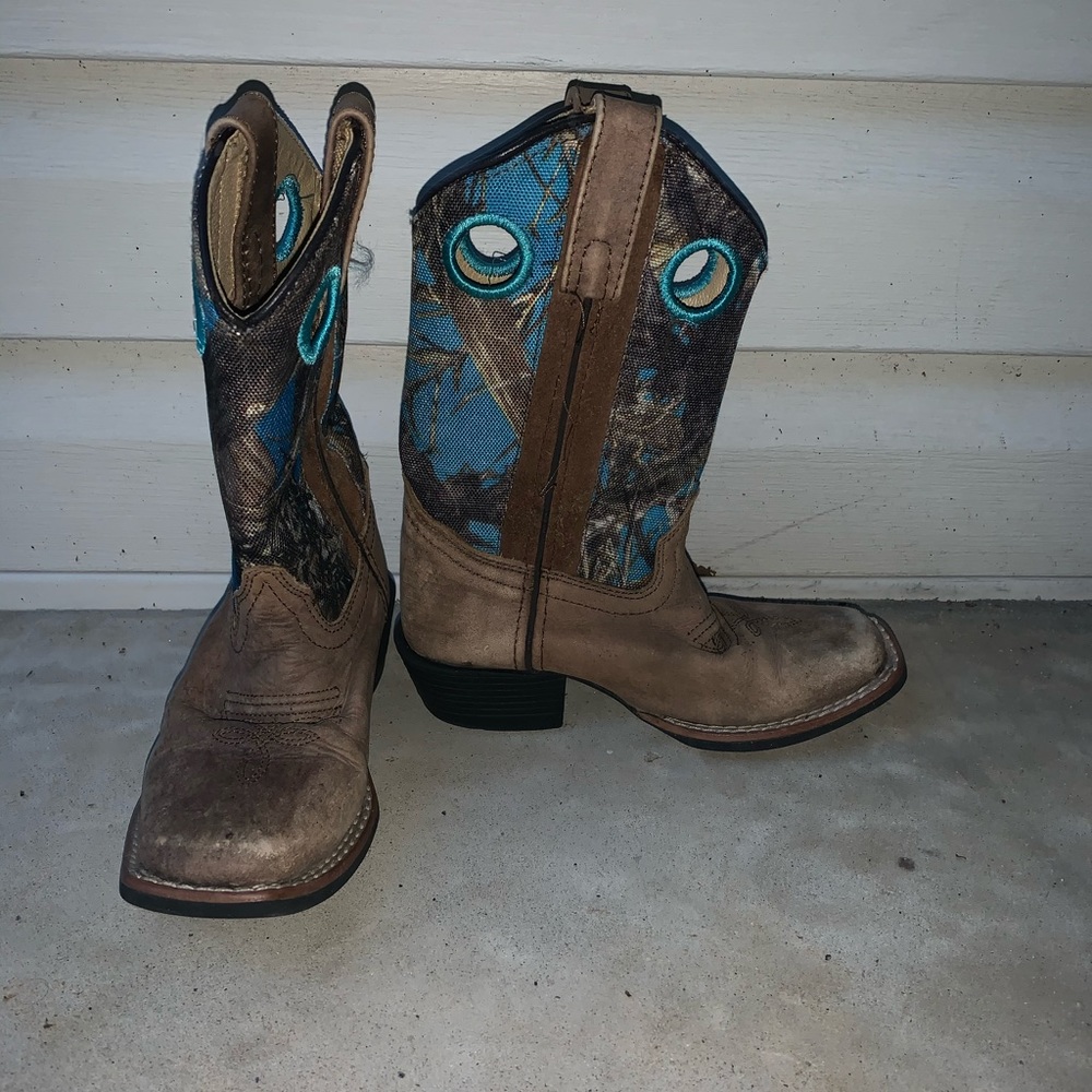 Kids cowboy boots